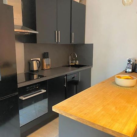Superbe Appartement Batignolles Париж Екстериор снимка