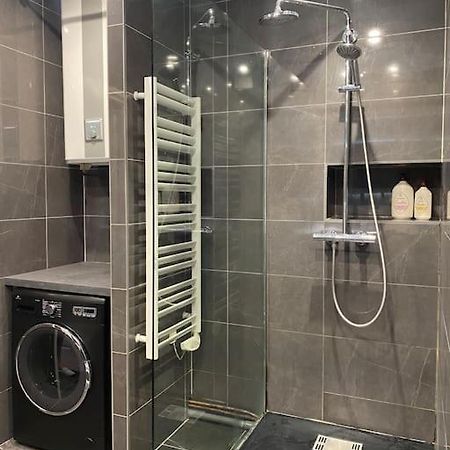Superbe Appartement Batignolles Париж Екстериор снимка